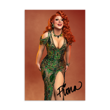 Load image into Gallery viewer, Fiona in Green Signed Card
